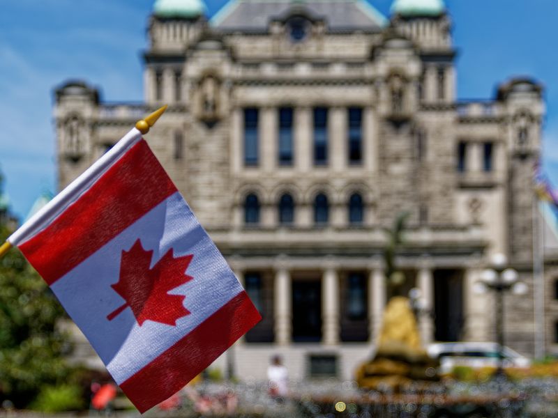 Tổng hợp những thay đổi mới về chính sách du học Canada bạn cần biết trong năm 2024 4 nhung-thay-doi-moi-ve-chinh-sach-du-hoc-canada