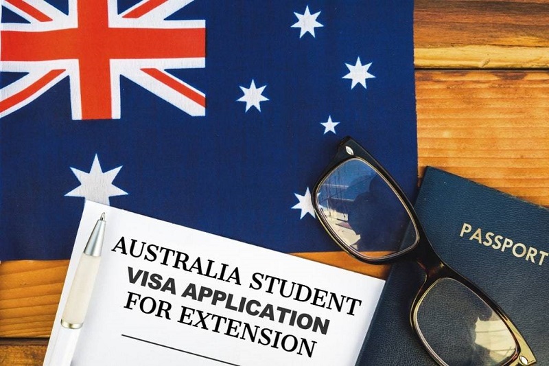 cach-gia-han-visa-du-hoc-uc